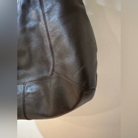 Vintage Leather Coach purse - Picture 8 of 13